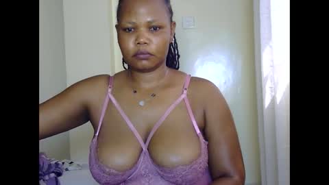 hotysquiter433224 online show from 02/07/26, 11:25