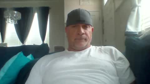 Snapshot of hotyummycock69 chatting on 09/09/25, 03:11 hotyummycock69 online show from 09/09/25, 03:11