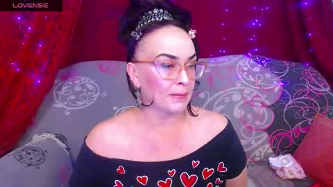 Hotzlata online show from 11/10/25, 11:48