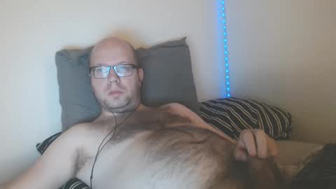 Snapshot of hoyboydkk chatting on 10/22/25, 07:13 Christian online show from 10/22/25, 07:13