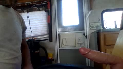 Snapshot of hoytme chatting on 10/02/25, 05:42 hoytme online show from 10/02/25, 05:42