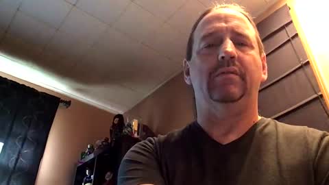 Snapshot of hpoker chatting on 10/15/25, 03:23 hpoker online show from 10/15/25, 03:23