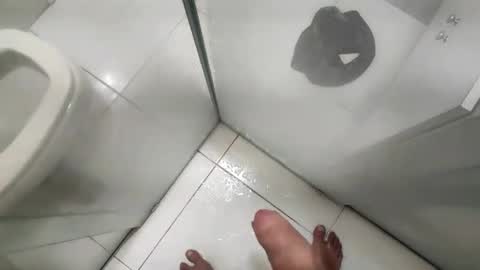 Snapshot of hricieri chatting on 01/03/25, 12:00 Henrique online show from 01/03/25, 12:00