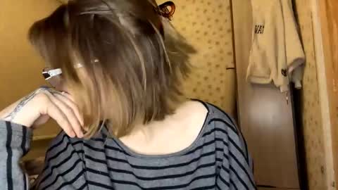 Snapshot of hsiuscherich chatting on 01/08/26, 05:15 hsiuscherich online show from 01/08/26, 05:15