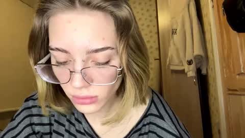 Snapshot of hsiuscherich chatting on 01/10/26, 01:13 hsiuscherich online show from 01/10/26, 01:13