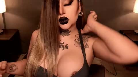 hubadera online show from 10/31/25, 01:17