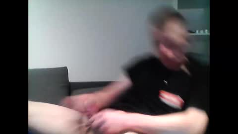 Snapshot of hubikush22 chatting on 12/11/24, 04:20 hubikush22 online show from 12/11/24, 04:20