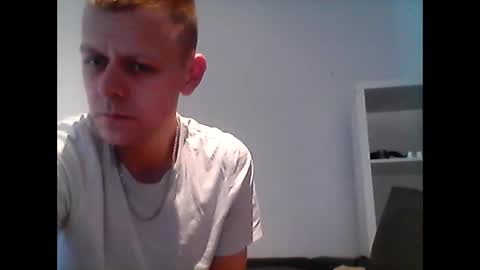 Snapshot of hubikush22 chatting on 12/26/24, 08:18 hubikush22 online show from 12/26/24, 08:18