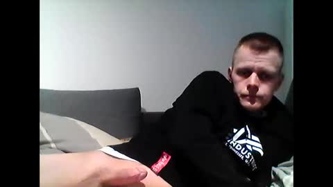 Snapshot of hubikush22 chatting on 12/26/24, 04:25 hubikush22 online show from 12/26/24, 04:25