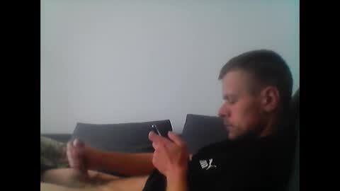 Snapshot of hubikush22 chatting on 11/01/25, 10:06 hubikush22 online show from 11/01/25, 10:06