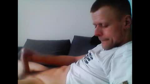 hubikush22 online show from 02/03/26, 03:17