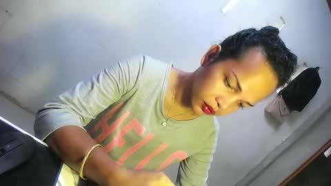 Snapshot of hugcock69_precious chatting on 12/16/24, 11:50 Precious online show from 12/16/24, 11:50