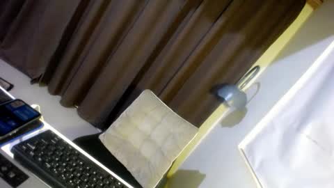 Snapshot of hugcock69_precious chatting on 12/29/24, 02:42 Precious online show from 12/29/24, 02:42