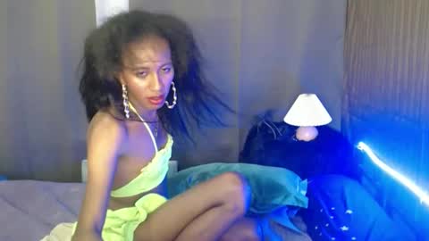 hugecock_caramel online show from 03/03/26, 09:04