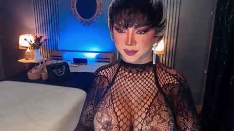 Christine online show from 11/02/25, 09:00