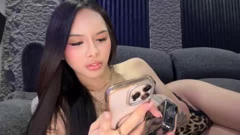 Snapshot of hugecockeightine chatting on 11/21/25, 11:03 Tine Castillo online show from 11/21/25, 11:03