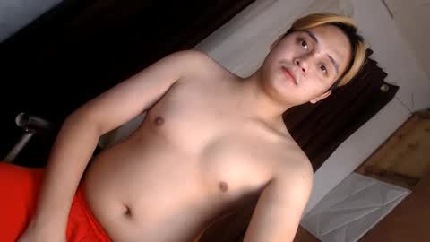 Snapshot of hugedickjp chatting on 01/03/25, 10:31 hugedickjp online show from 01/03/25, 10:31