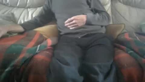 Snapshot of hugenob4u chatting on 09/21/25, 01:02 hugenob4u online show from 09/21/25, 01:02