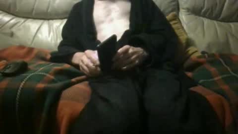 Snapshot of hugenob4u chatting on 05/31/26, 03:04 hugenob4u online show from 05/31/26, 03:04