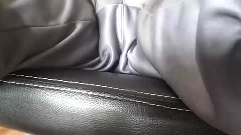 hugepecker131 online show from 10/06/25, 03:31