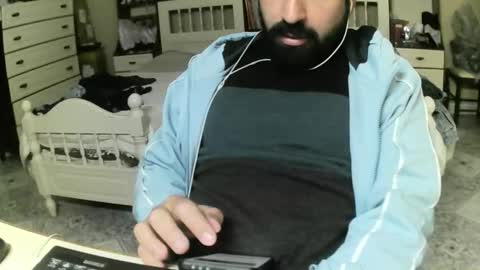 hugeveiny online show from 03/17/26, 12:41