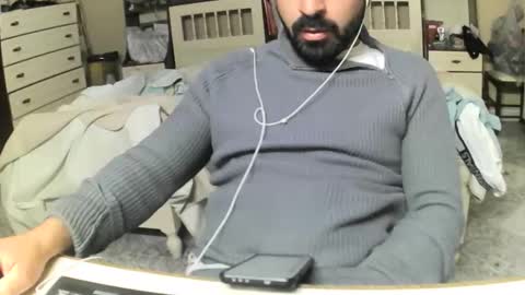 hugeveiny online show from 04/16/26, 04:08