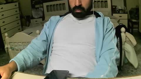 hugeveiny online show from 04/23/26, 03:58