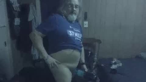 Snapshot of huggybear566 chatting on 12/19/25, 12:45 lonely huggy bear online show from 12/19/25, 12:45