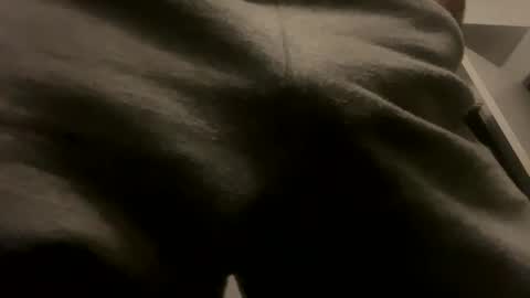 Snapshot of hughfat chatting on 12/22/24, 12:50 hughfat online show from 12/22/24, 12:50