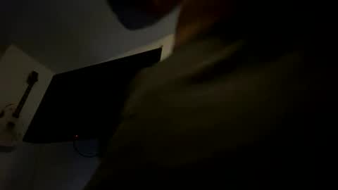 Snapshot of hughfat chatting on 01/19/25, 03:39 hughfat online show from 01/19/25, 03:39