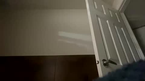 Snapshot of hughfat chatting on 10/05/25, 06:12 hughfat online show from 10/05/25, 06:12