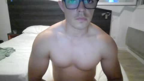 Snapshot of hughjaegg chatting on 06/23/26, 09:24 hughjaegg online show from 06/23/26, 09:24