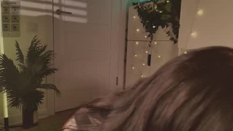 Mika online show from 01/16/26, 07:51