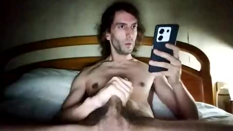 Snapshot of hugo25_xxx chatting on 10/01/25, 03:45 AdriBigcock online show from 10/01/25, 03:45