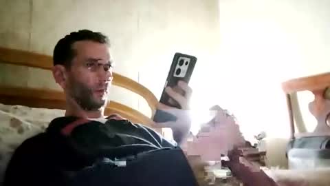 Snapshot of hugo25_xxx chatting on 10/29/25, 06:26 AdriBigcock online show from 10/29/25, 06:26