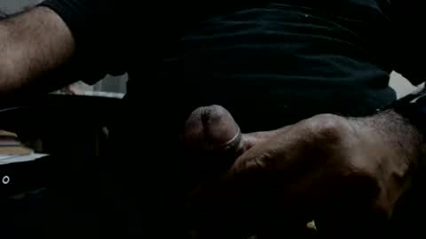 Snapshot of hugo_bulls chatting on 02/11/25, 10:48 HunkyLover online show from 02/11/25, 10:48