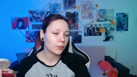 HugoMin online show from 11/18/25, 07:13