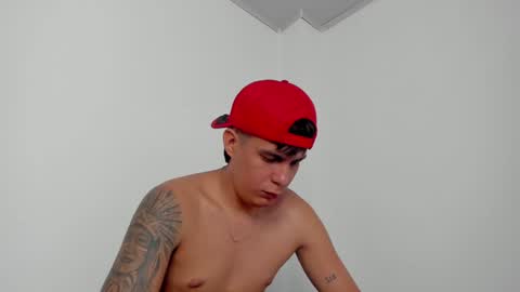 Snapshot of hugosan2 chatting on 02/08/25, 08:32 Hugo online show from 02/08/25, 08:32