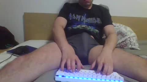 hugoxx22 online show from 02/11/25, 08:10