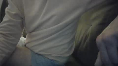 Snapshot of huguit026 chatting on 12/16/25, 11:54 huguit026 online show from 12/16/25, 11:54