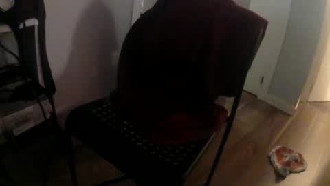 Snapshot of huguit0266666 chatting on 01/03/25, 12:22 hugx29 online show from 01/03/25, 12:22