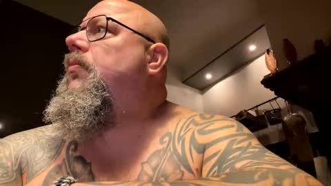 Snapshot of hukjisda chatting on 12/01/25, 05:23 hukjisda online show from 12/01/25, 05:23