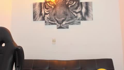 Eli online show from 02/08/26, 12:03