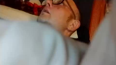 Snapshot of hung4u6969420 chatting on 10/12/25, 09:30 hung4u6969420 online show from 10/12/25, 09:30