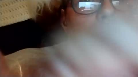 Snapshot of hung4u6969420 chatting on 11/25/25, 02:44 hung4u6969420 online show from 11/25/25, 02:44