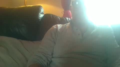 Snapshot of hung69foryou chatting on 12/31/24, 01:08 hung69foryou online show from 12/31/24, 01:08