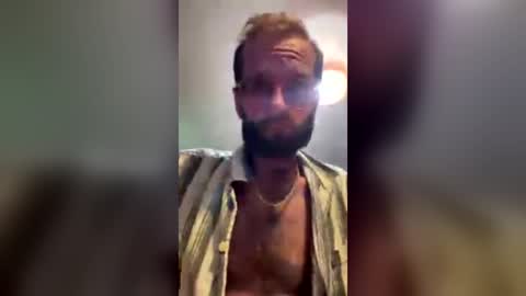 Snapshot of hung_hard_spun chatting on 06/20/26, 03:59 hung_hard_spun online show from 06/20/26, 03:59