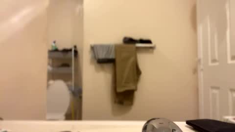 Snapshot of hungbwc99999 chatting on 02/25/26, 02:54 hungbwc99999 online show from 02/25/26, 02:54