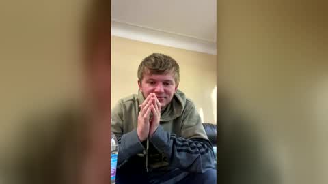 hungdaddy450 online show from 12/04/25, 05:21