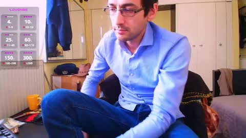 Snapshot of hungeddy chatting on 02/01/26, 08:57 Eddy online show from 02/01/26, 08:57